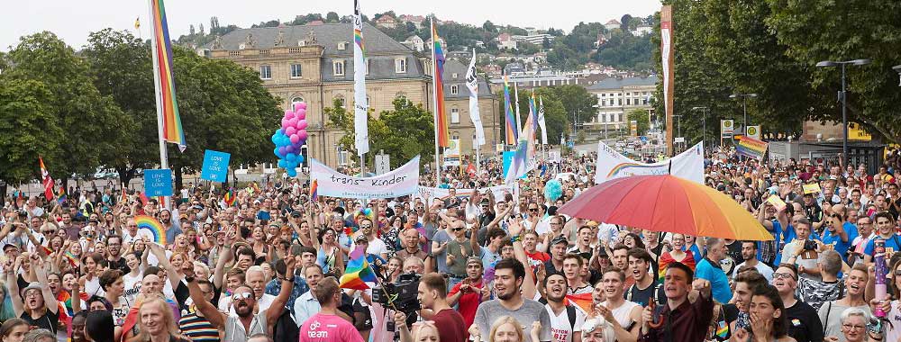 Gay-Pride: Christopher Street Day (CSD) in Stuttgart